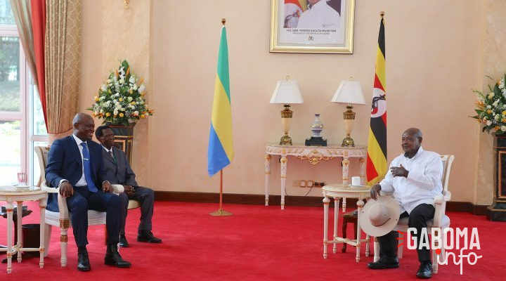 Visite de travail et d’amitié du président de la transition du Gabon à Kampala