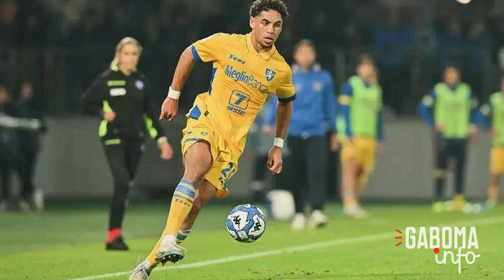 Serie B&nbsp;: Anthony Oyono XXL face à la Juve Stabia, la Panthère rugit avant la CAN