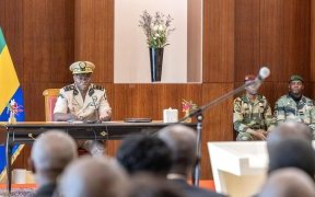 Le général Oligui Nguema appelle les travailleurs à une trêve sociale