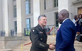 Etats-unis&nbsp;: Le général Brice Clotaire Oligui Nguema en visite au Pentagone