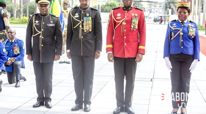 Port de galons&nbsp;: Le président de la transition réaffirme les valeurs cardinales au sein des forces de défense