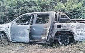 Incendie spectaculaire d’un véhicule en pleine circulation près de Lambaréné