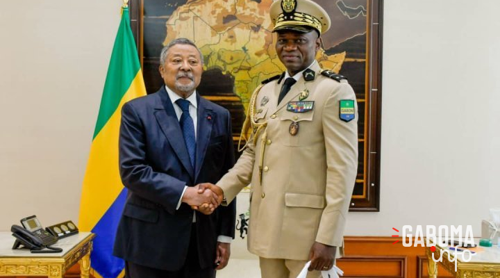 Brice Clotaire Oligui Nguéma échange avec Jean Ping